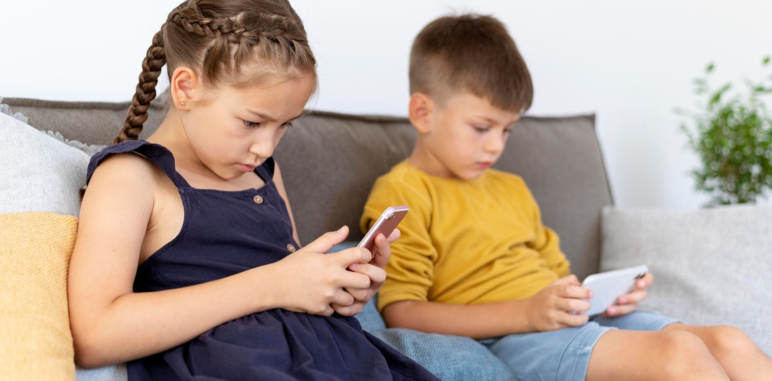 Βρετανία: Το 1/3 των παιδιών μεταξύ 5 - 7 χρησιμοποιεί τα social media χωρίς επίβλεψη