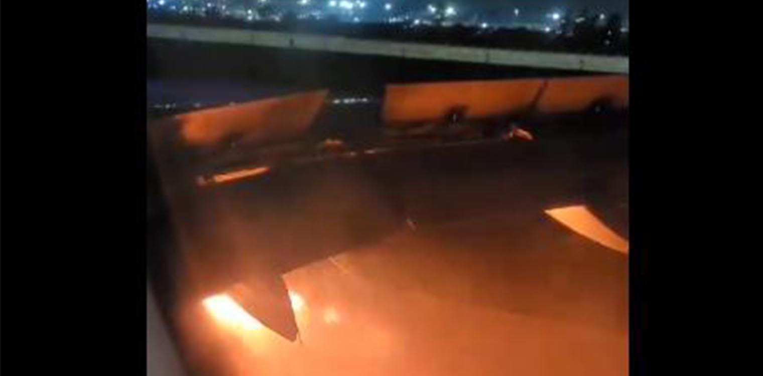 Τρόμος σε πτήση της Air India: Κινητήρας έπιασε φωτιά μετά την απογείωση (video)