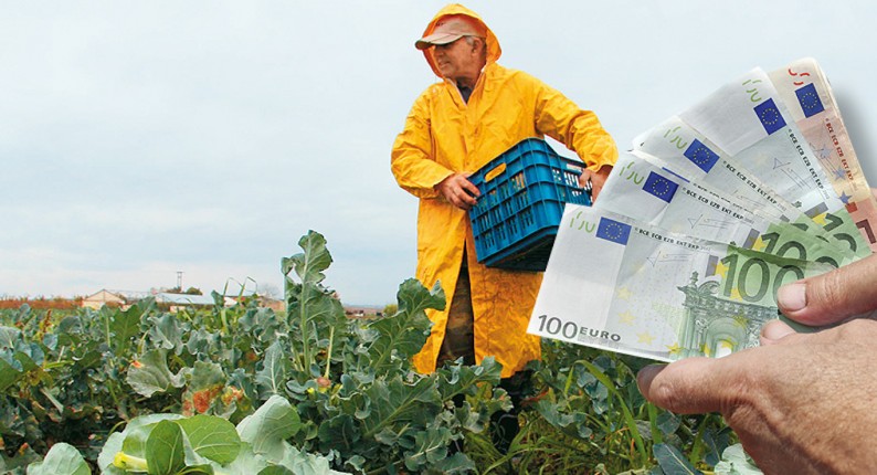 Κοροϊδία: Πήραν τα λεφτά μέσα από τις τσέπες των αγροτών