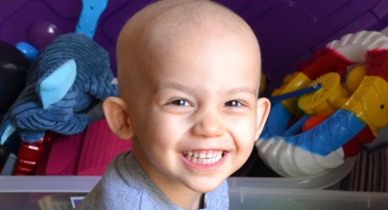 Η ιστορία του μικρού Παντελή από τη Ρόδο, που νίκησε τον καρκίνο