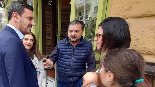 Τα καταστήματα του Πύργου επισκέφτηκε ο υποψήφιος βουλευτής Ηλείας Ανδρέας Νικολακόπουλος