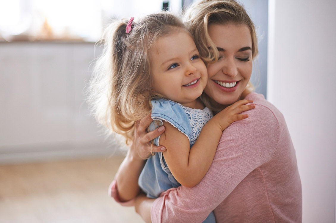 mother little girl freepic