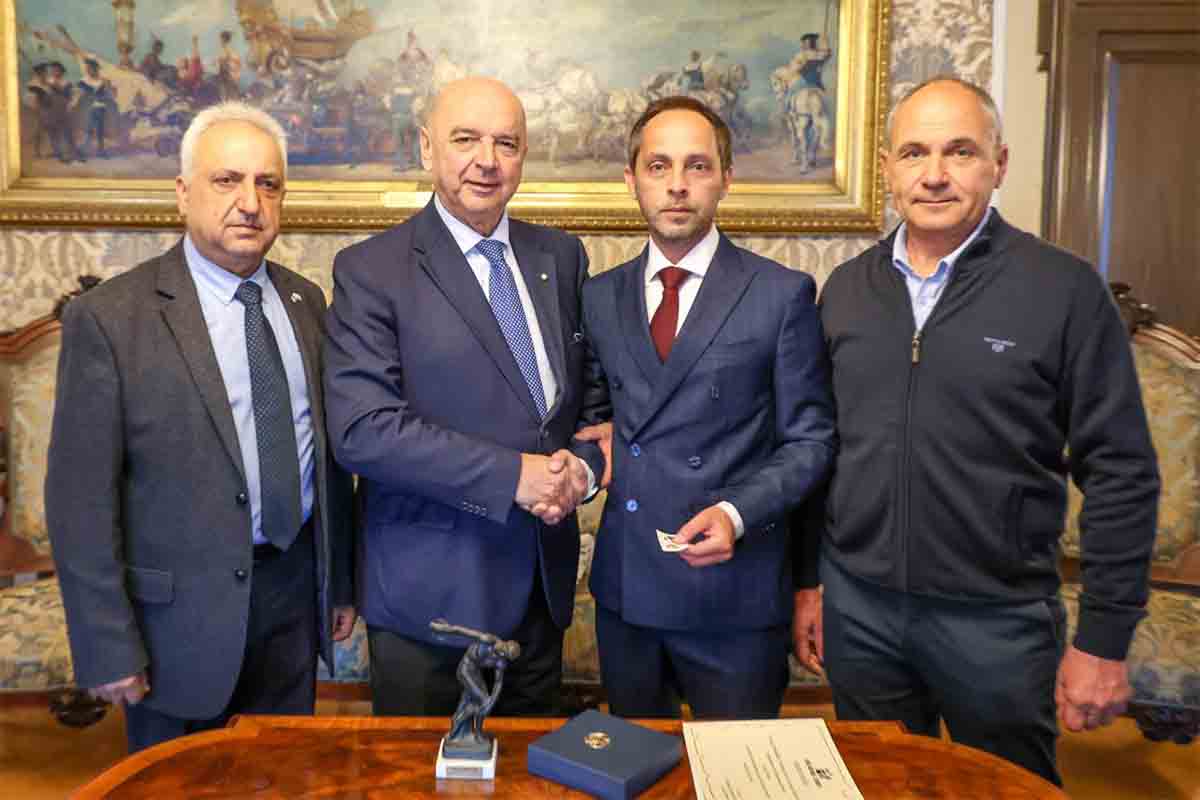 panagiotopoulos OLIO CAPITALE 5