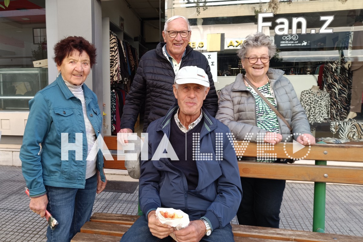 touristes pyrgos austriakoi
