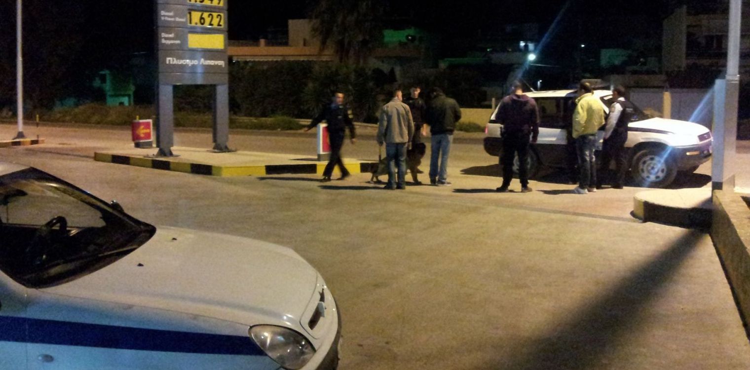 Σώστι Αμαλιάδας: Ληστεία ... με το ζόρι - Οι κουκουλοφοροι πήραν 120 ευρώ σε βενζινάδικο