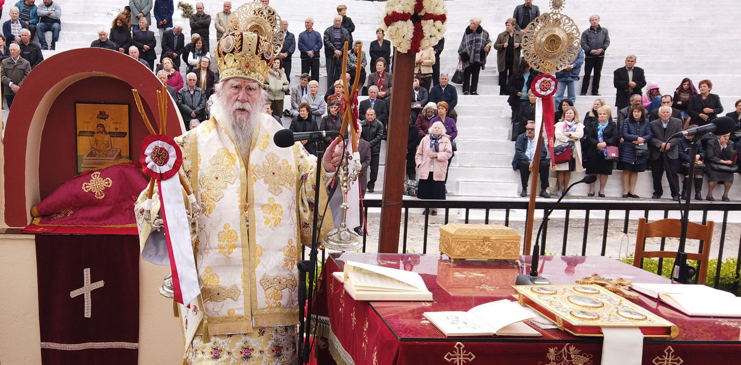 Λαμπρή η Πάροδος των Λειψάνων του Αγίου Νικολάου, στα Σπάτα Αχαΐας