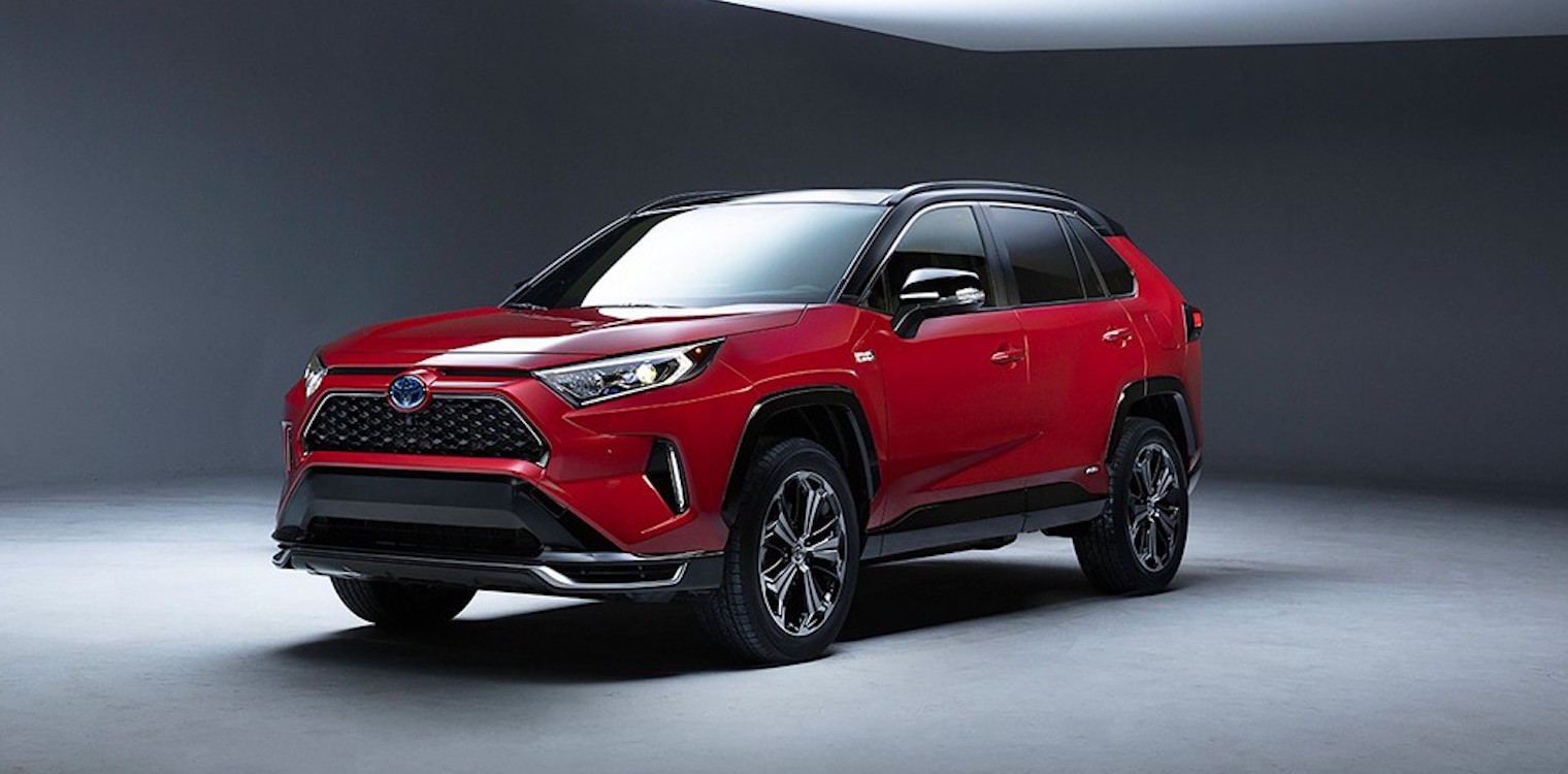 Πρώτη εικόνα του νέου plug-in υβριδικού Toyota RAV4
