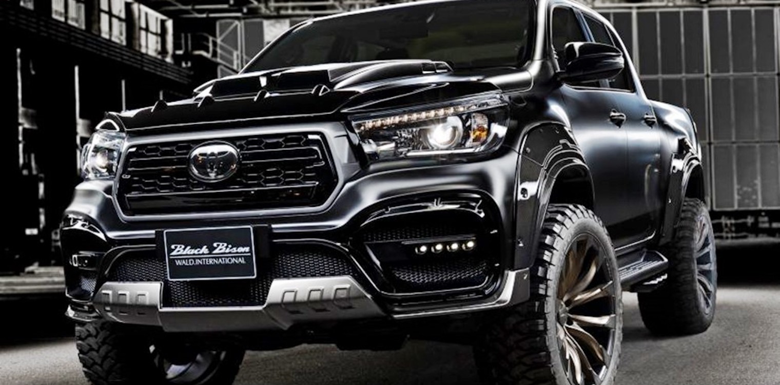 Το πιο σκληρό Toyota Hilux που έχει φτιαχτεί