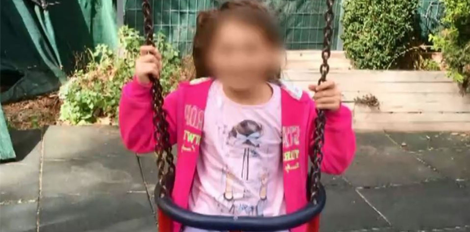 Αναχωρεί για το «ταξίδι ελπίδας» στη Γερμανία η μικρή Αλεξία - Τι λέει ο πατέρας της