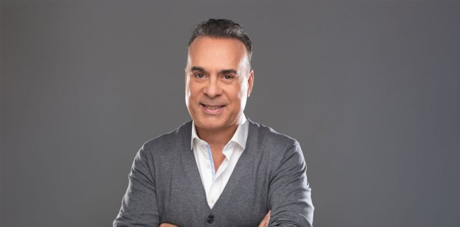 Φώτης Σεργουλόπουλος: Η πατρότητα, η ομοφοβία στο στρατό και η απώλεια της ανιψιάς του
