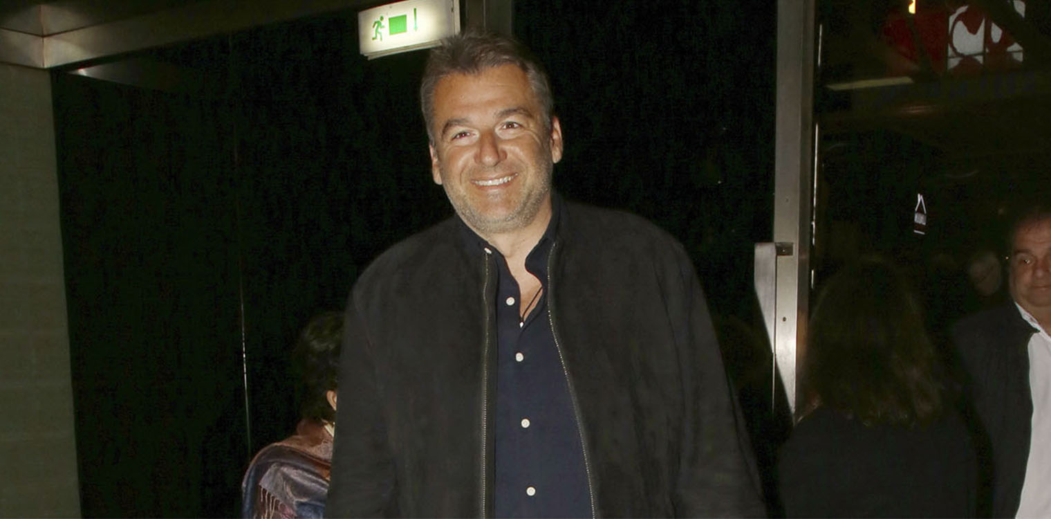 Γιώργος Λιάγκας: Χαλαρώνει μόνος του στην Ψαρρού - Δείτε βίντεο
