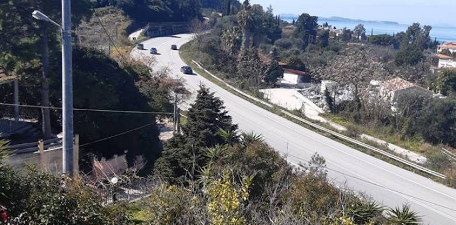 Πατρών - Πύργου: Χαρακτηριστική και σχεδόν... τρομακτική η φωτογραφία!