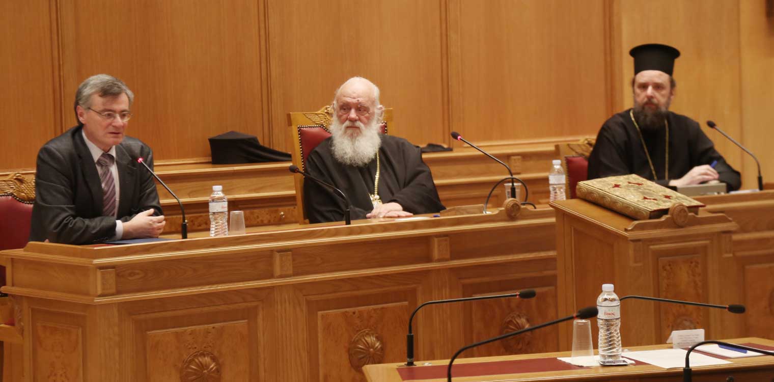 Κορωνοϊός - Ιερά Σύνοδος: Και ο Τσιόδρας στη συνεδρίαση - Πιέσεις να κλείσουν οι εκκλησίες
