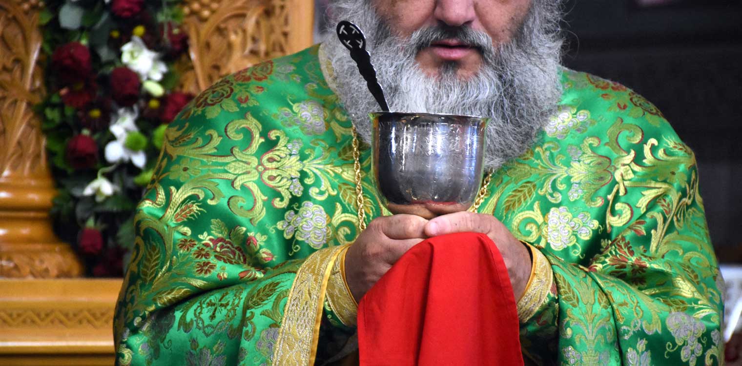 Κορωνοϊός: Πάσχα μακριά από τις Εκκλησίες λόγω πανδημίας