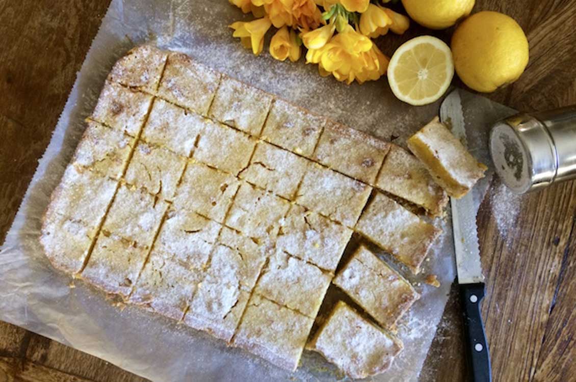 Μπάρες με κρέμα λεμονιού (lemon bars)