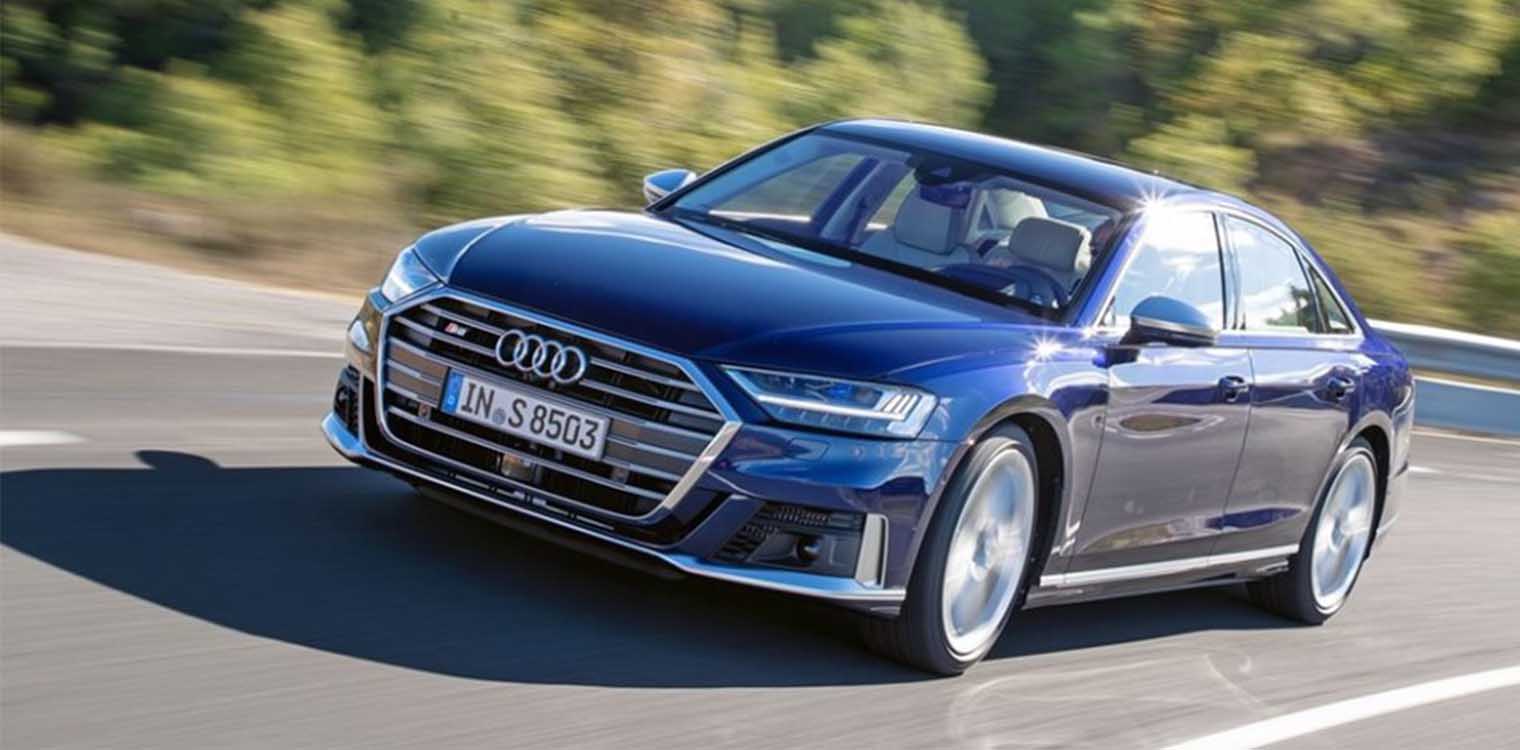 Το νέο Audi Α8 γίνεται μαγικό χαλί