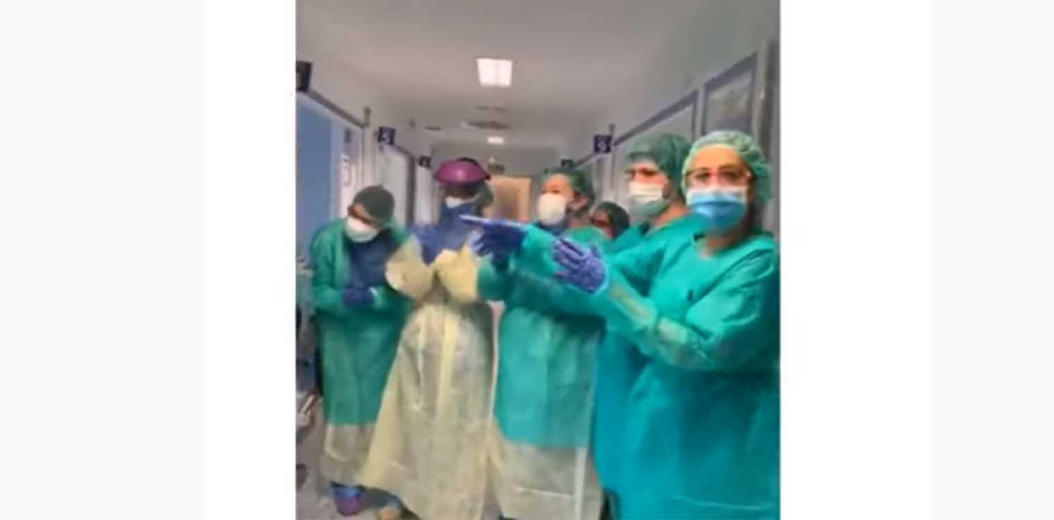 Κορωνοϊός στην Ισπανία: Βγήκε από τη ΜΕΘ, τη χειροκρότησαν και πέθανε μετά από 36 ώρες