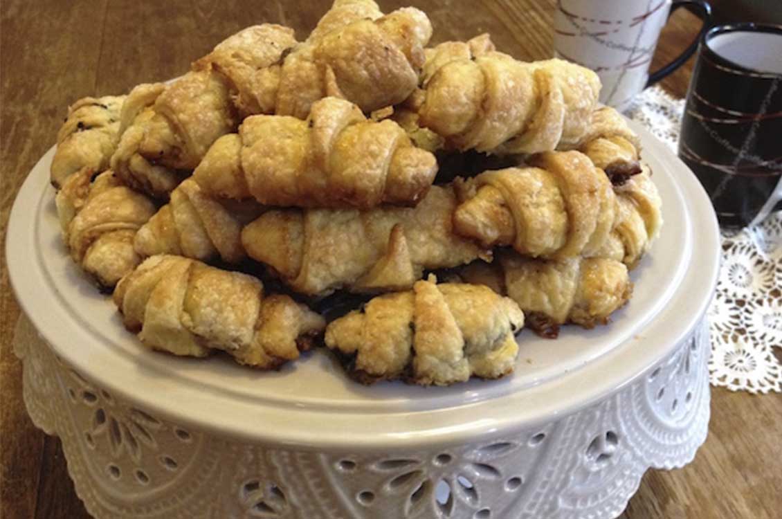 Rugelach (ρούγκελαχ) , μπισκότα βουτύρου γεμιστά , σαν κρουασάν