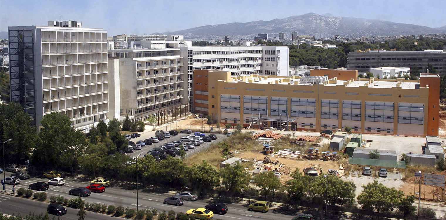 Κορωνοϊός: Τις Ένοπλες Δυνάμεις ρίχνει στη «μάχη» η κυβέρνηση