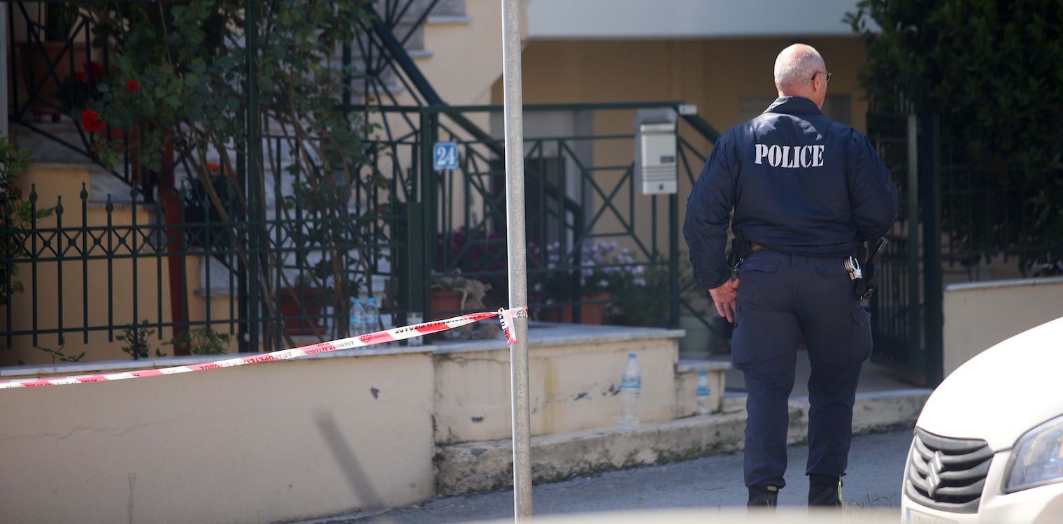 Δραματική περιγραφή της τραγωδίας στη Θεσσαλονίκη: «Μπροστά μου σκότωσε ο πατέρας τον γιο του, ξεψύχησε στα χέρια μου»