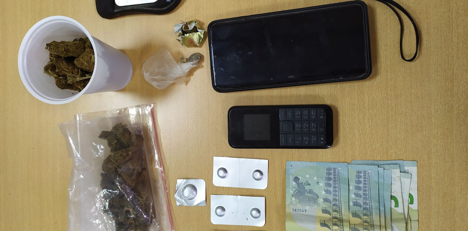 Κυλλήνη: Συνέλαβαν 32χρονο με ναρκωτικές ουσίες
