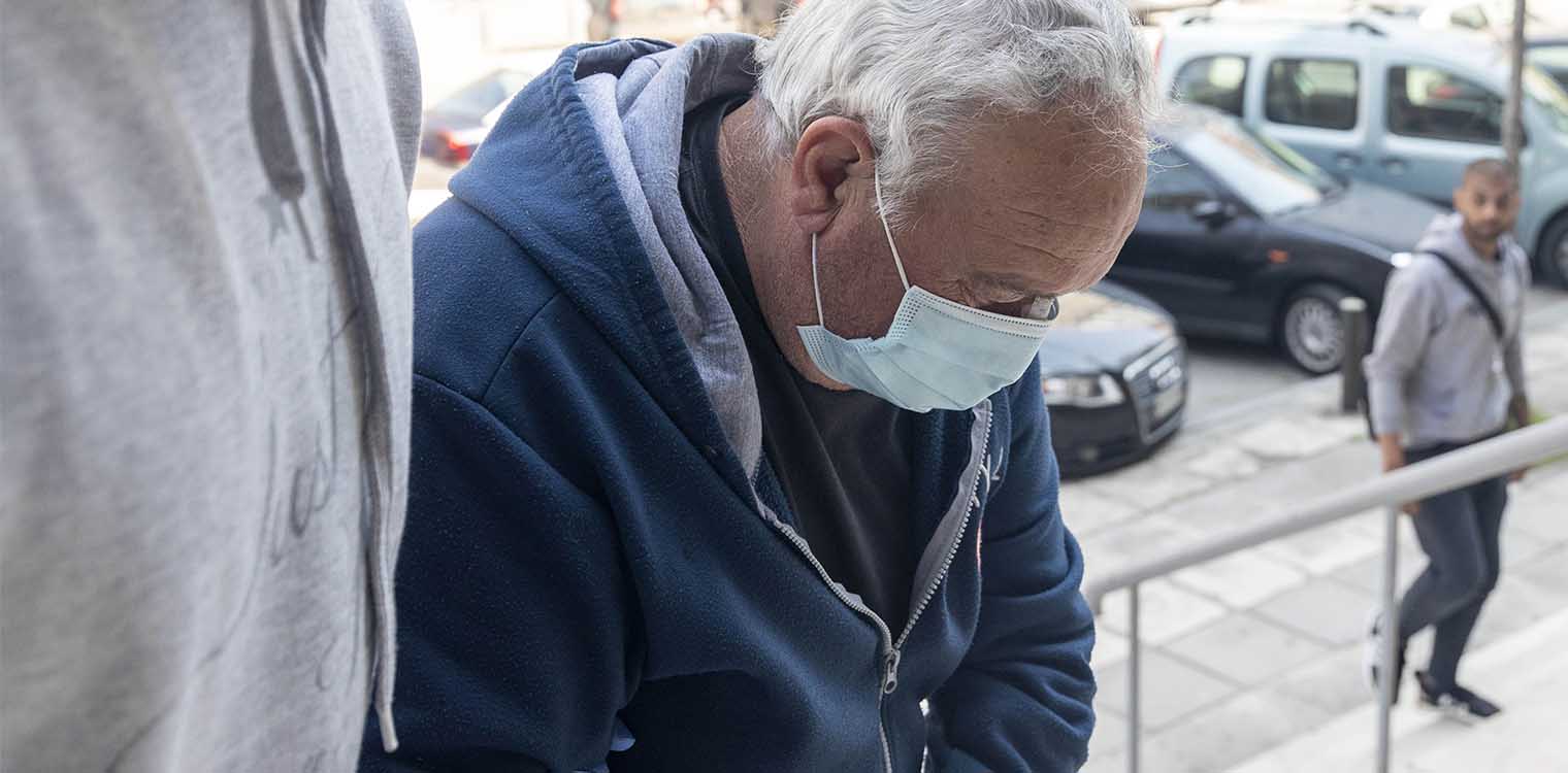 Θεσσαλονίκη: «Μακάρι να μπορούσα να γυρίσω το χρόνο πίσω» λέει ο 63χρονος που σκότωσε τον γιο του