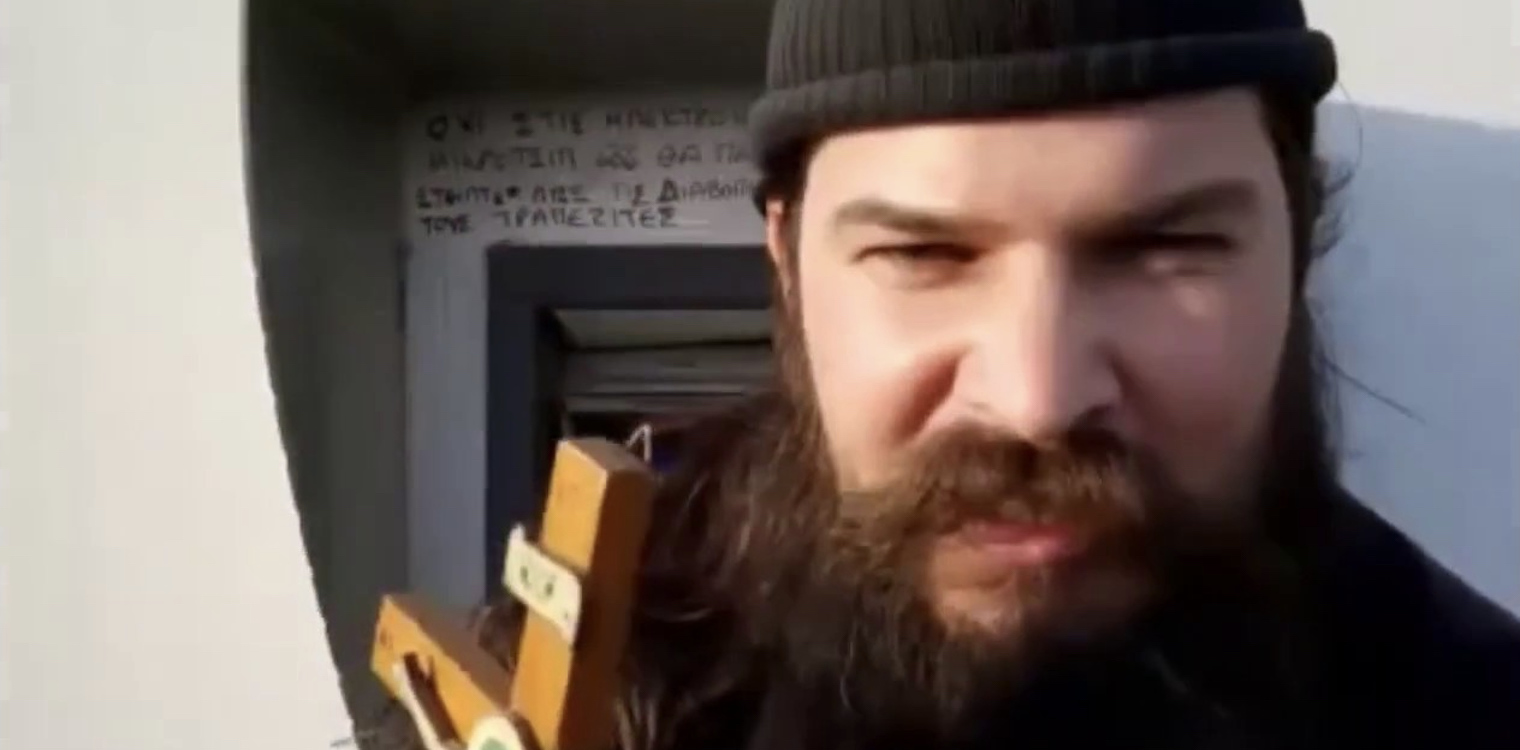 Ο "εκκεντρικός" Πατήρ Κλεομένης... πέρασε νύχτα από την Ηλεία