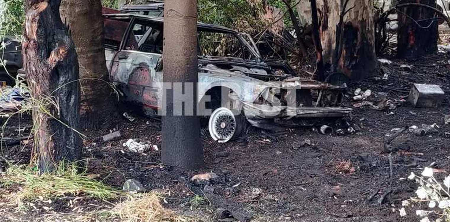 Πάτρα - Ακταίο: Λαμπάδιασαν τρία εγκαταλελειμμένα αυτοκίνητα - Τρόμαξε η γειτονιά (photos)d