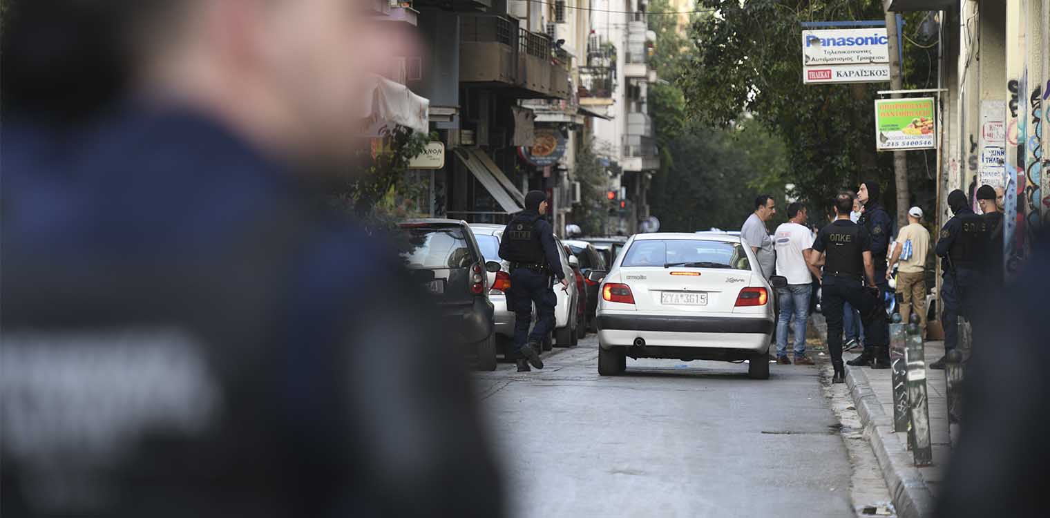 Εξάρχεια: Σε εξέλιξη επιχείρηση της ΕΛ.ΑΣ. στην οδό Θεμιστοκλέους