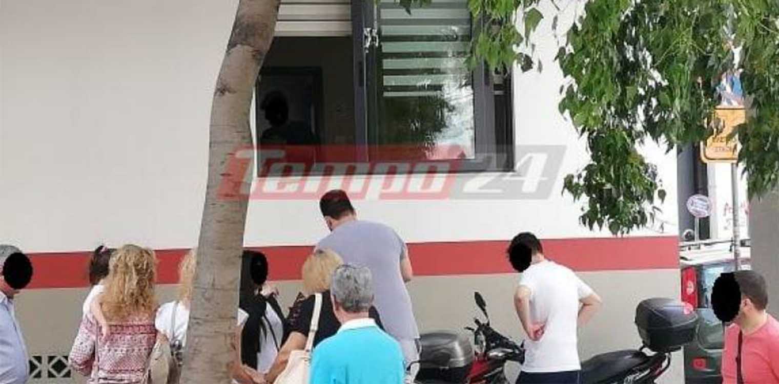 Πάτρα: Πως βλέπουν τα νεογέννητα οι συγγενείς εν μέσω κορονοϊού (photos)