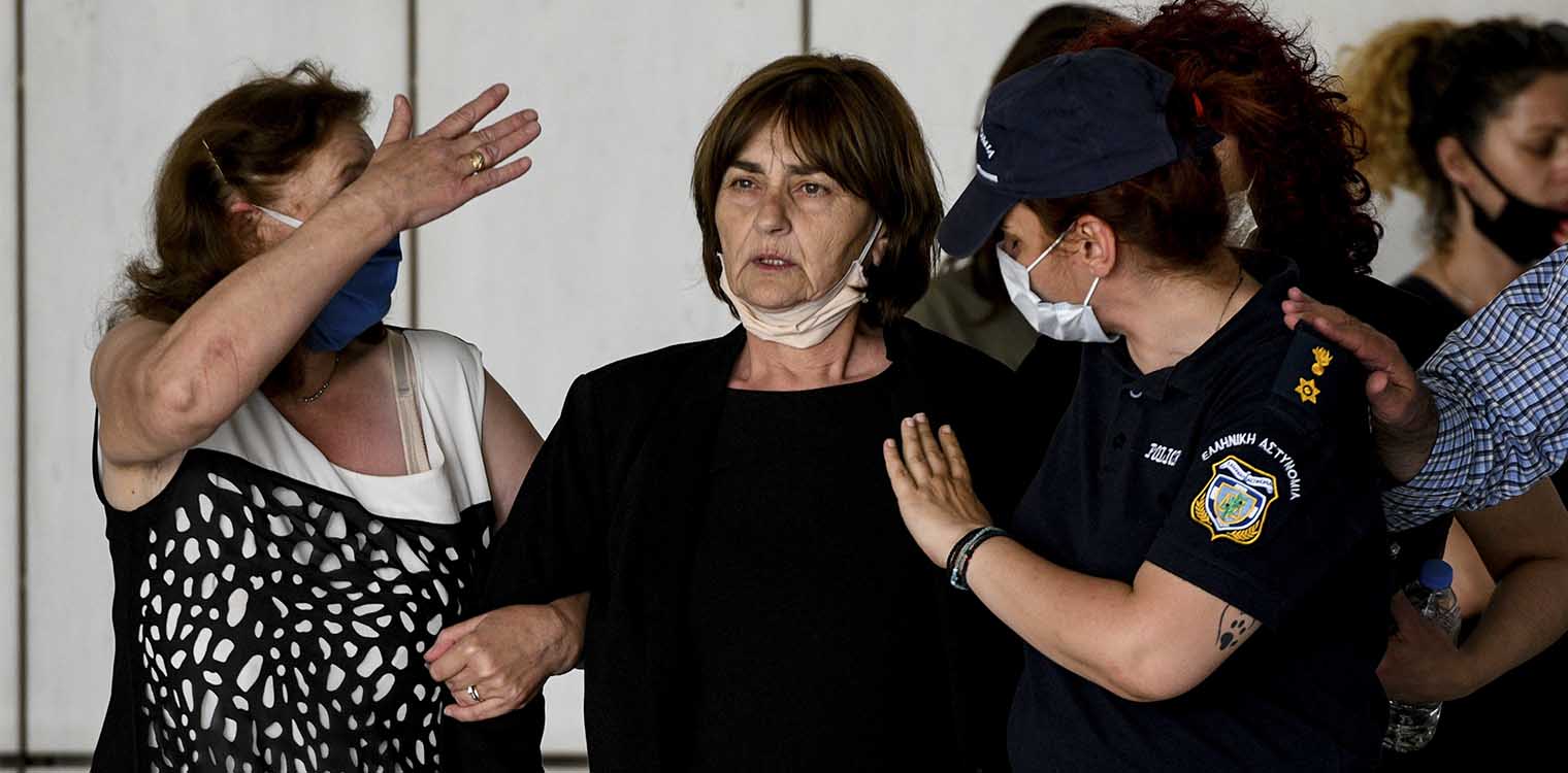 Δίκη Τοπαλούδη: Δεν με ικανοποιεί η απόφαση, να αλλάξει ο Ποινικός Κώδικάς, ζητά η μητέρα της Ελένης