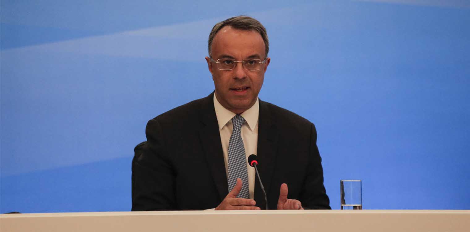 Σταϊκούρας: Μείωση ΦΠΑ σε εισιτήρια, καφέ, μη αλκοολούχα ποτά και κινηματογράφους