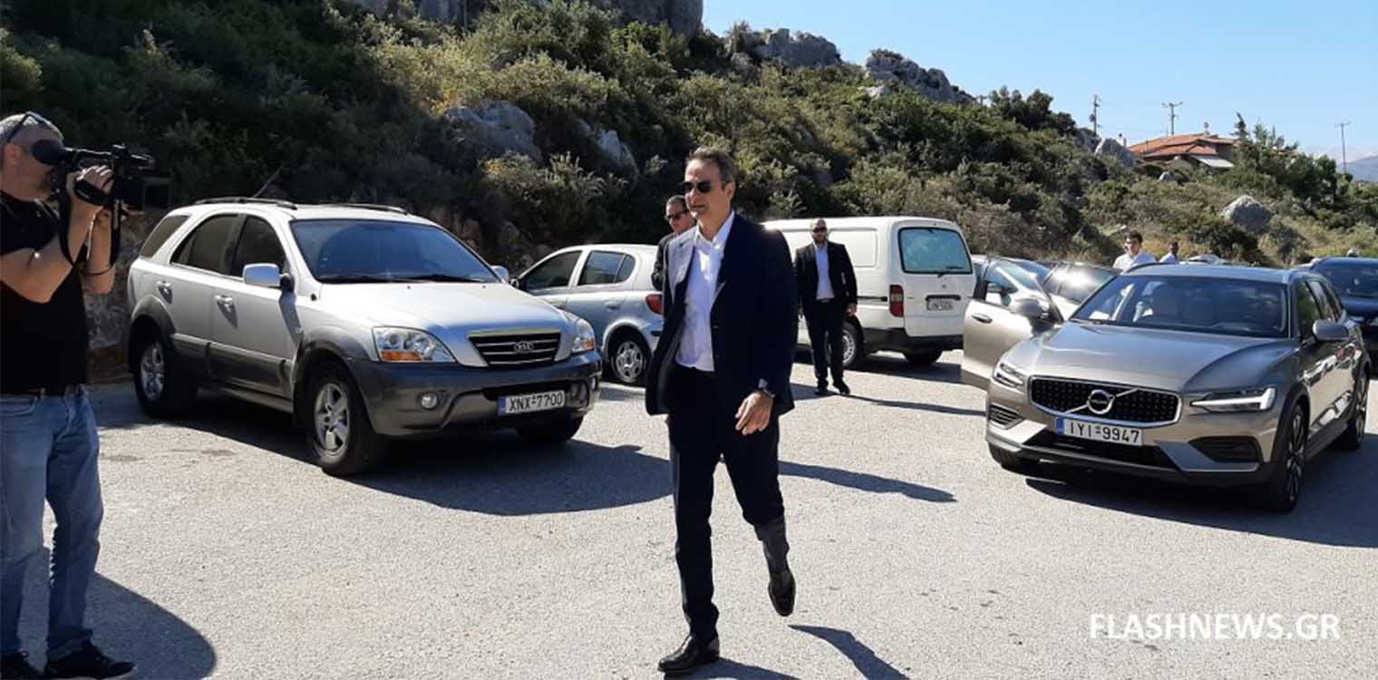 Μητσοτάκης: Συγκίνηση στο μνημόσυνο του Κωνσταντίνου Μητσοτάκη στα Χανιά