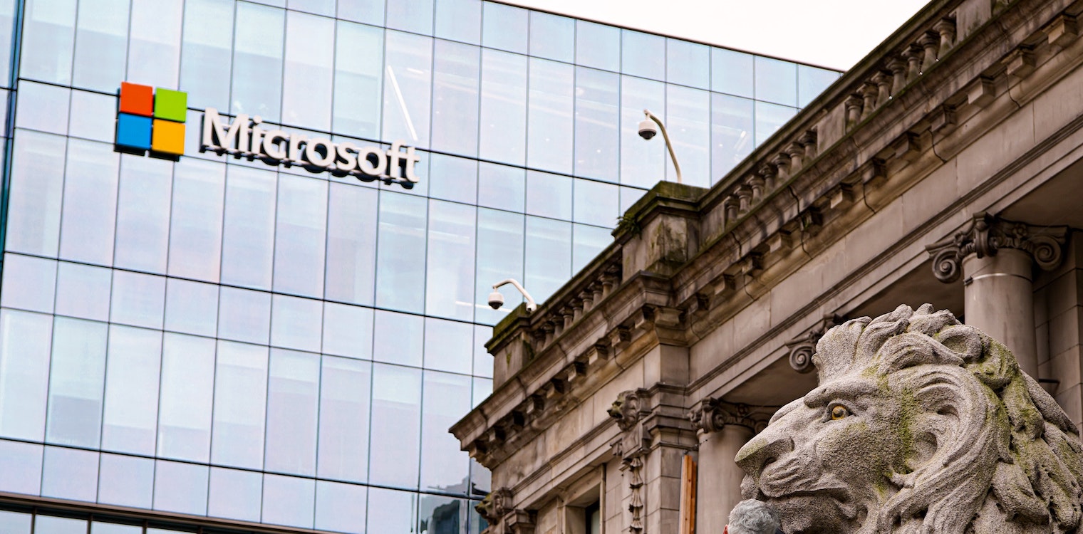 ΗΠΑ: Η Microsoft θα αντικαταστήσει τους δημοσιογράφους με ρομπότ