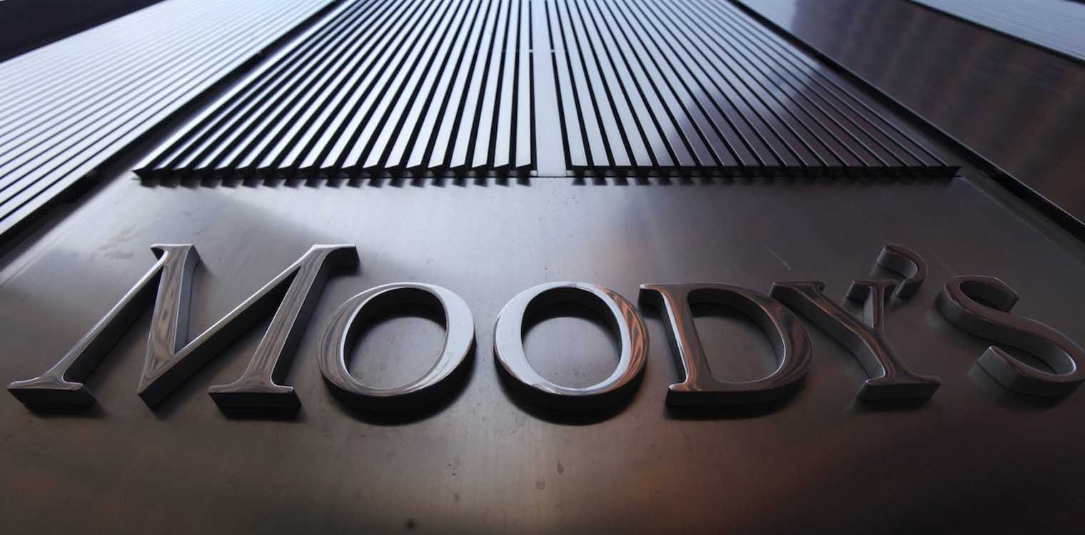 Moody’s: Σε τάση βελτίωσης το πιστοληπτικό προφίλ της Ελλάδας - Προσωρινό το σοκ από τον κορονοϊό