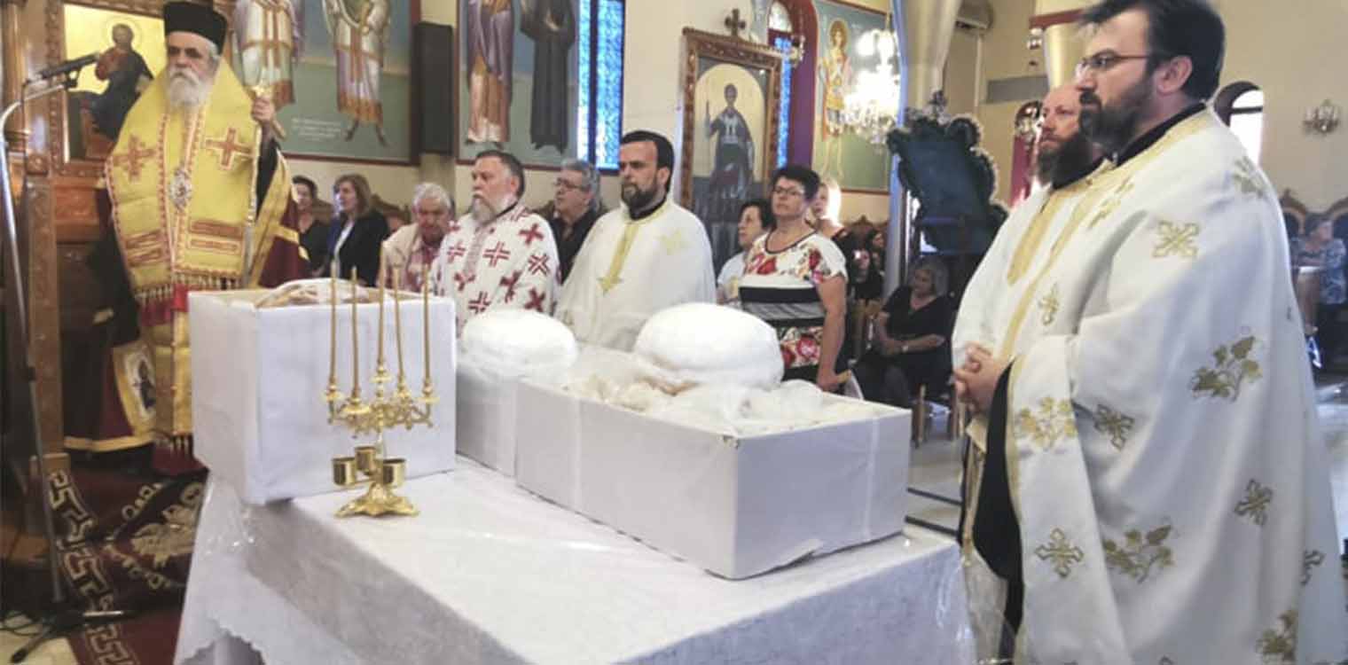 Ιεροπρεπή η εορτή των Αγίων Πάντων, στο Α΄ Κοιμητήριο Πύργου