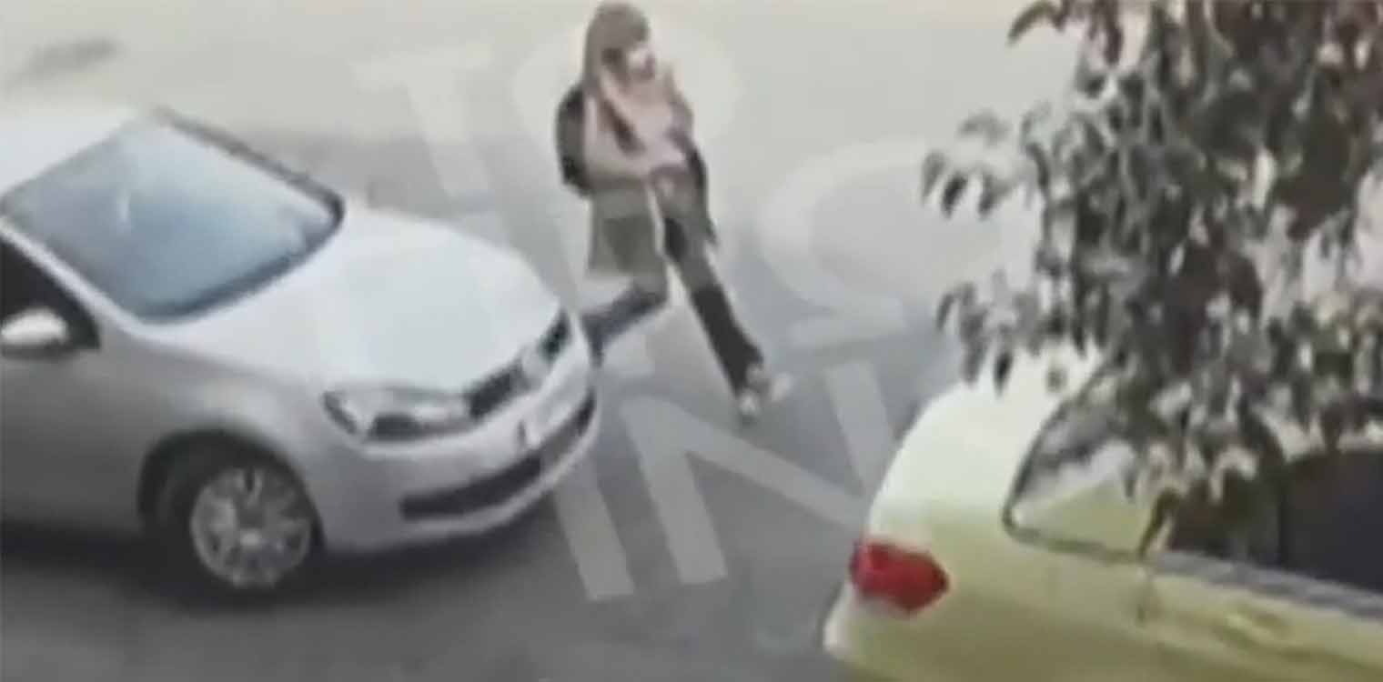 Επίθεση με βιτριόλι - Νέο βίντεο ντοκουμέντο: Η στιγμή πριν από την επίθεση στην Ιωάννα