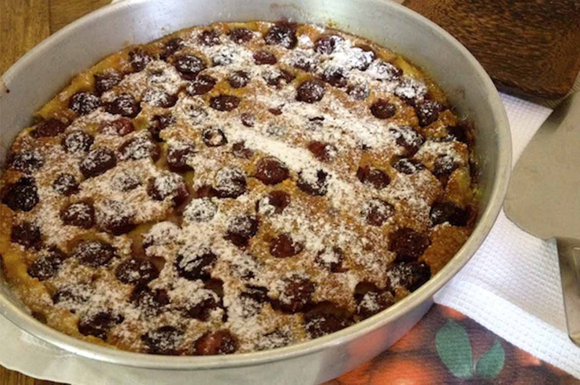 Clafoutis (κλαφουτί) με κεράσια