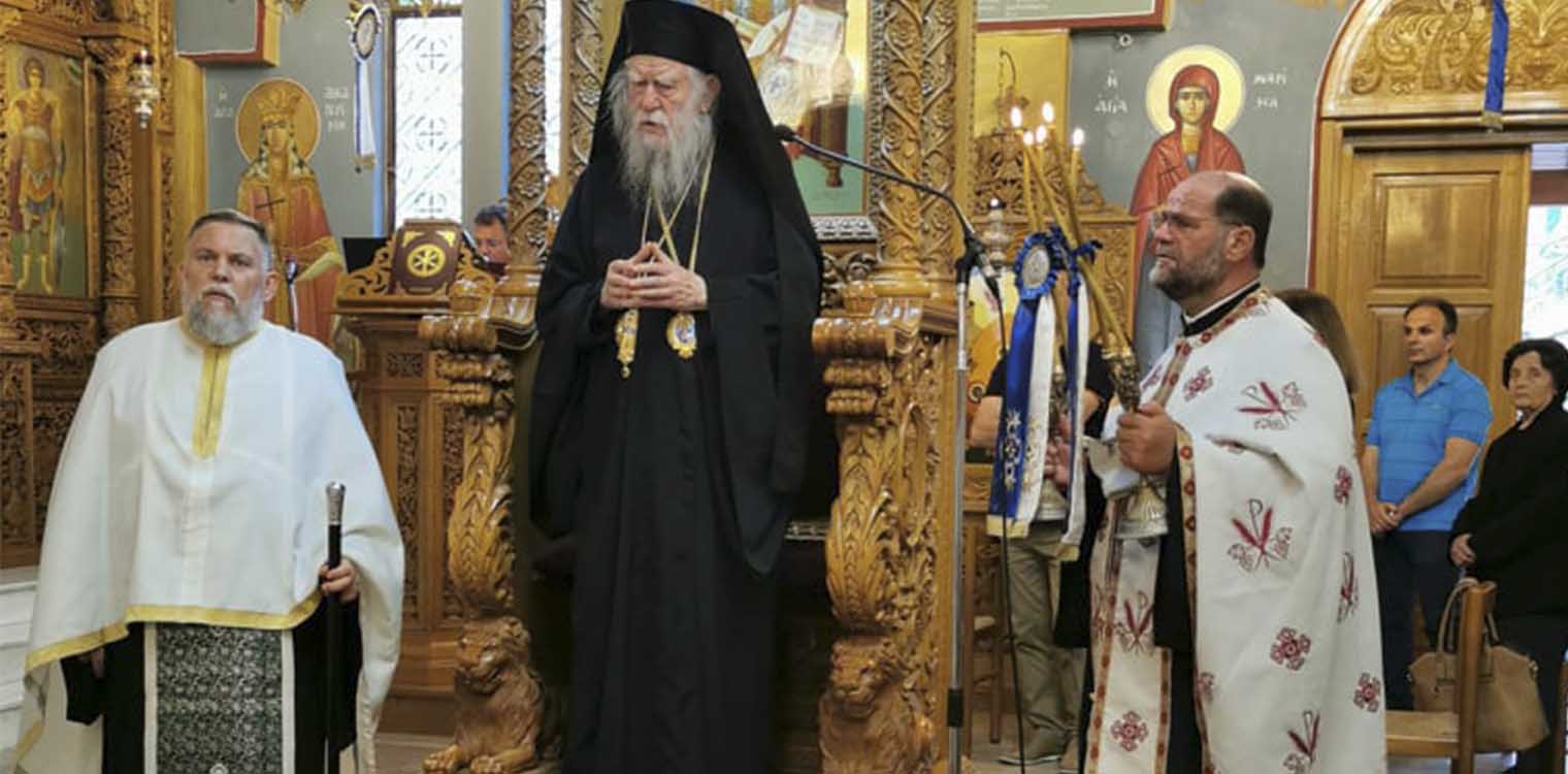 Με ιεροπρέπεια και εν μέσω κορωνοϊού, οι Δεσποτικές εορτές της Πεντηκοστής και της Αγίας Τριάδος στον Πύργο