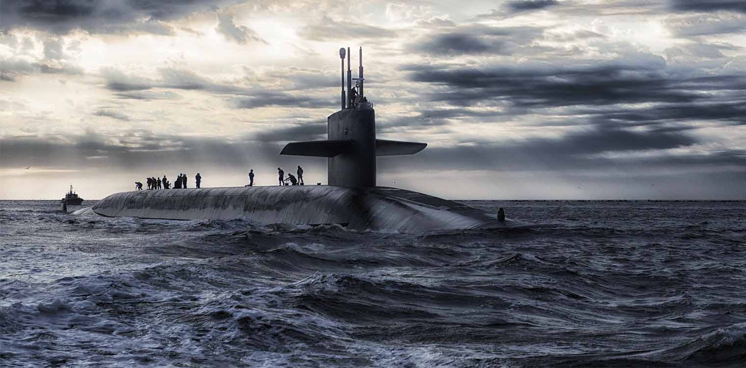 Γαλλία: Κατασβέστηκε η φωτιά σε πυρηνοκίνητο υποβρύχιο, αγκυροβολημένο στη ναυτική βάση της Τουλόν