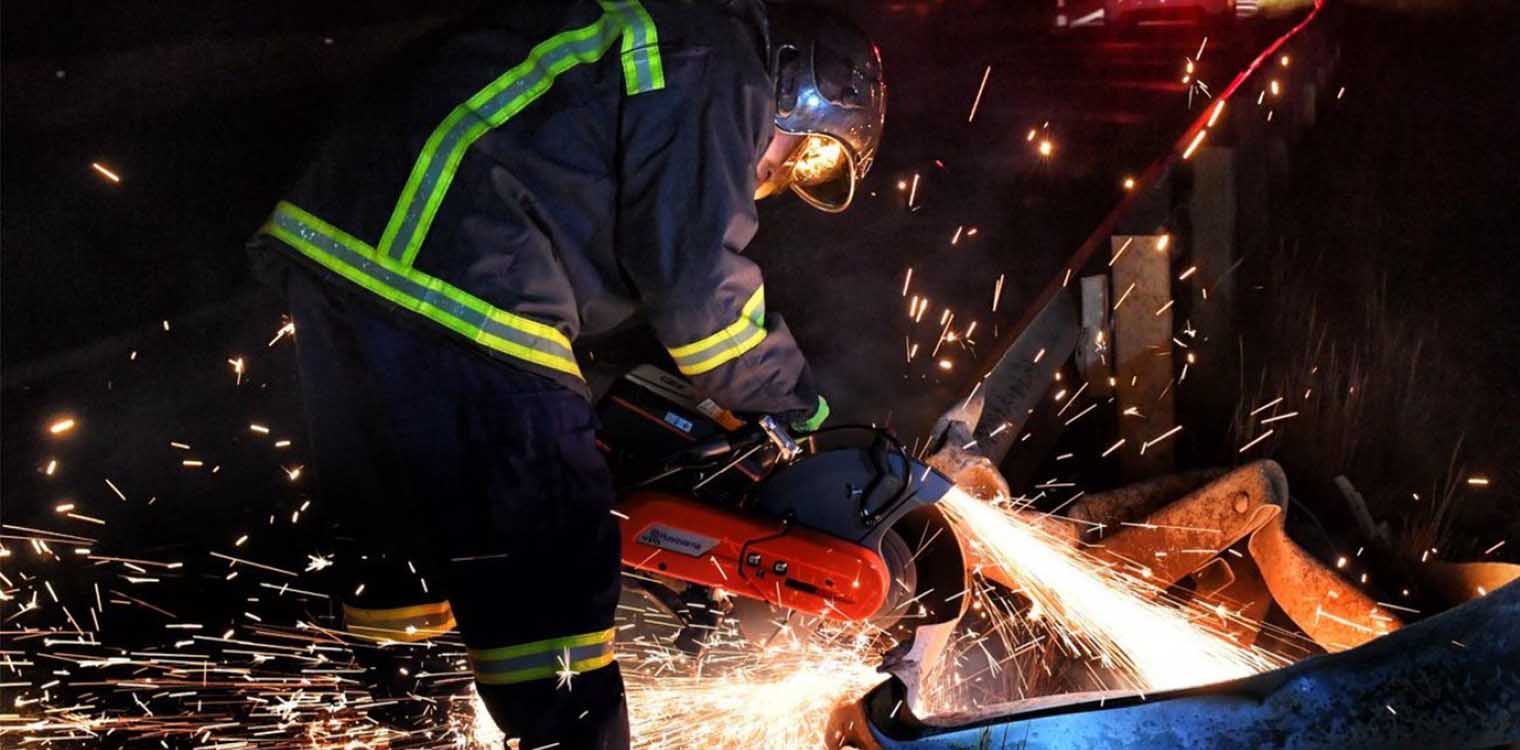 Πτολεμαΐδα: Μετωπική σύγκρουση ΙΧ με έναν νεκρό και μία βαριά τραυματισμένη