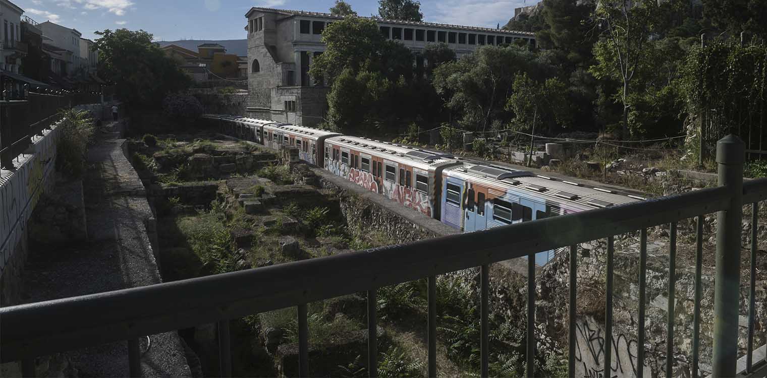 Εκτροχιασμός συρμού του ΗΣΑΠ στην Κηφισιά - Οκτώ τραυματίες
