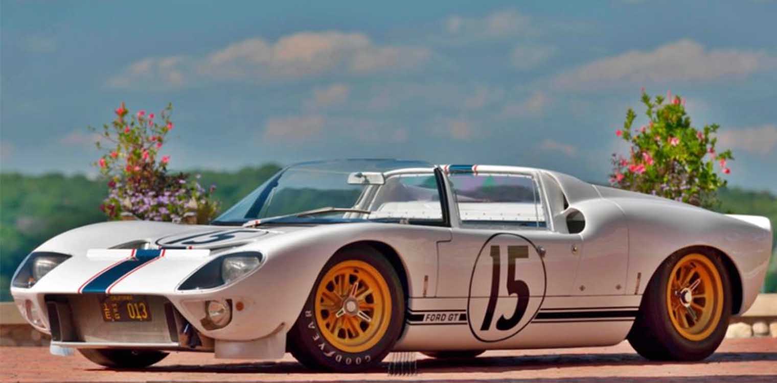 Δημοπρασία για ένα ξεχωριστό Ford GT Roadster