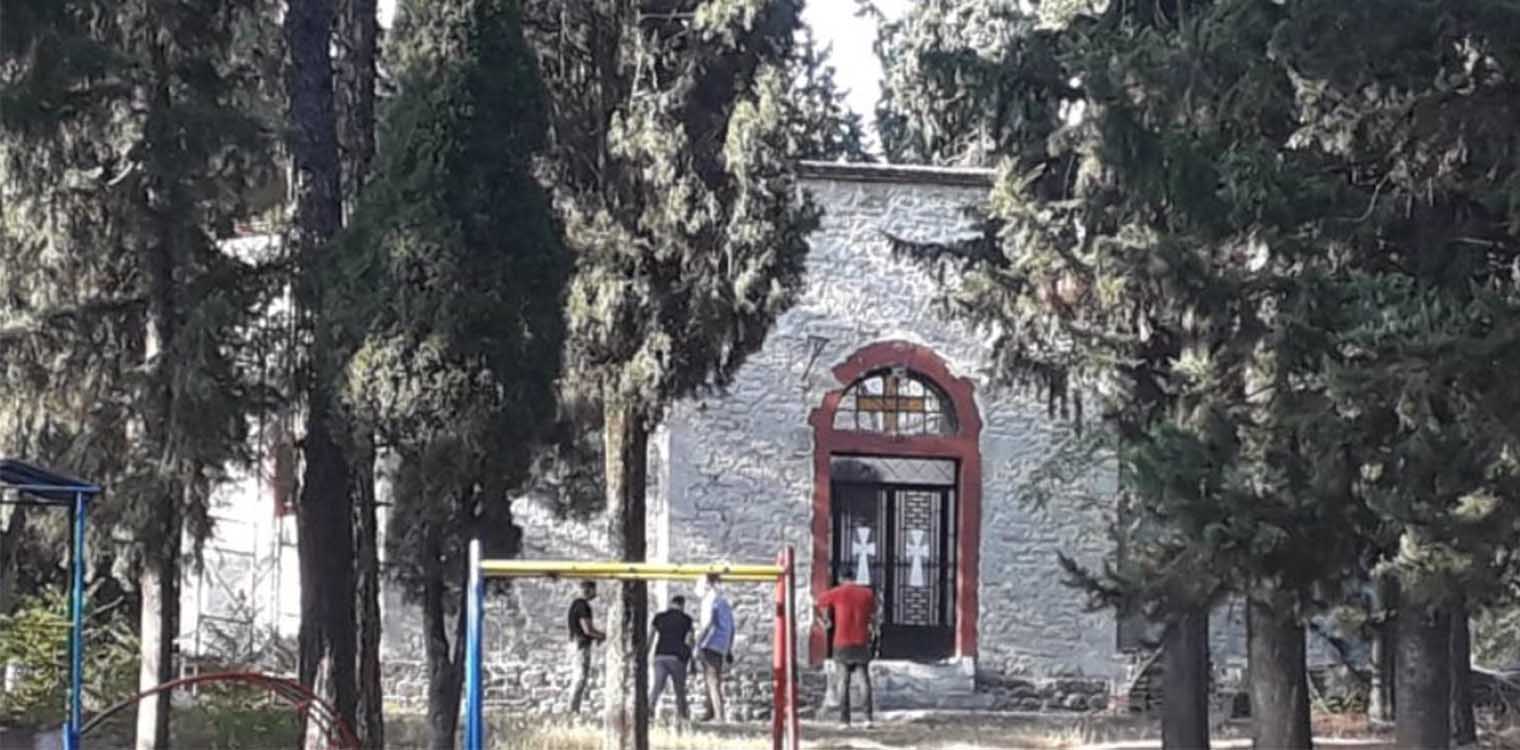 Τρίκαλα: Θρίλερ με πτώμα γυναίκας έξω από εκκλησία
