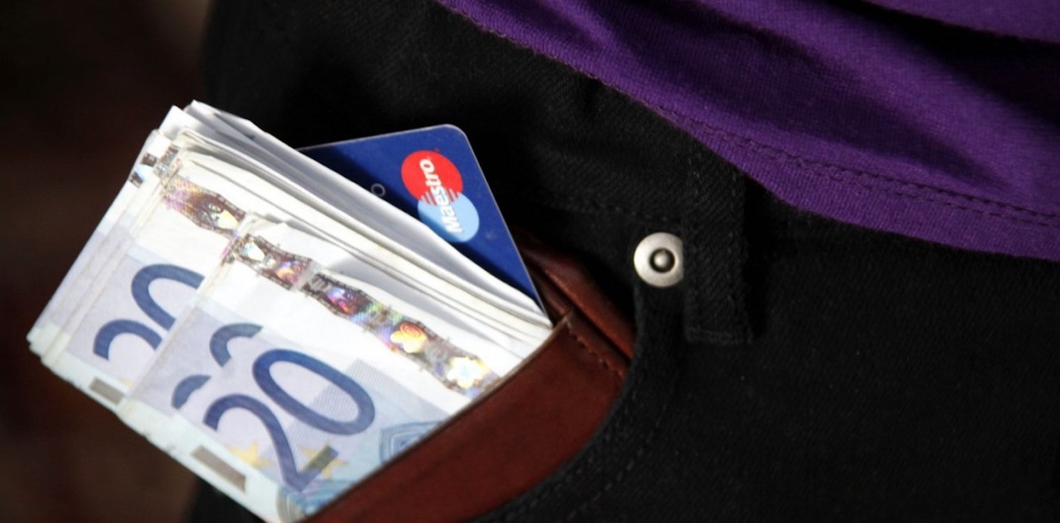 Συν-εργασία: Πώς θα πάρουν 50.000 εργαζόμενοι την ενίσχυση - Παραδείγματα