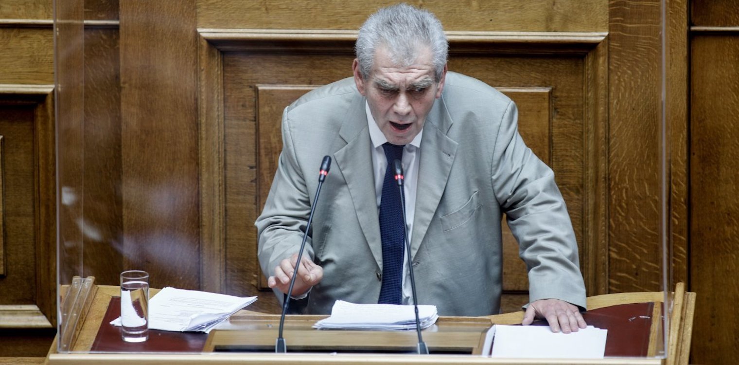 Βουλή: Παραπέμπεται ο Δημήτρης Παπαγγελόπουλος-Με 177 «ναι»