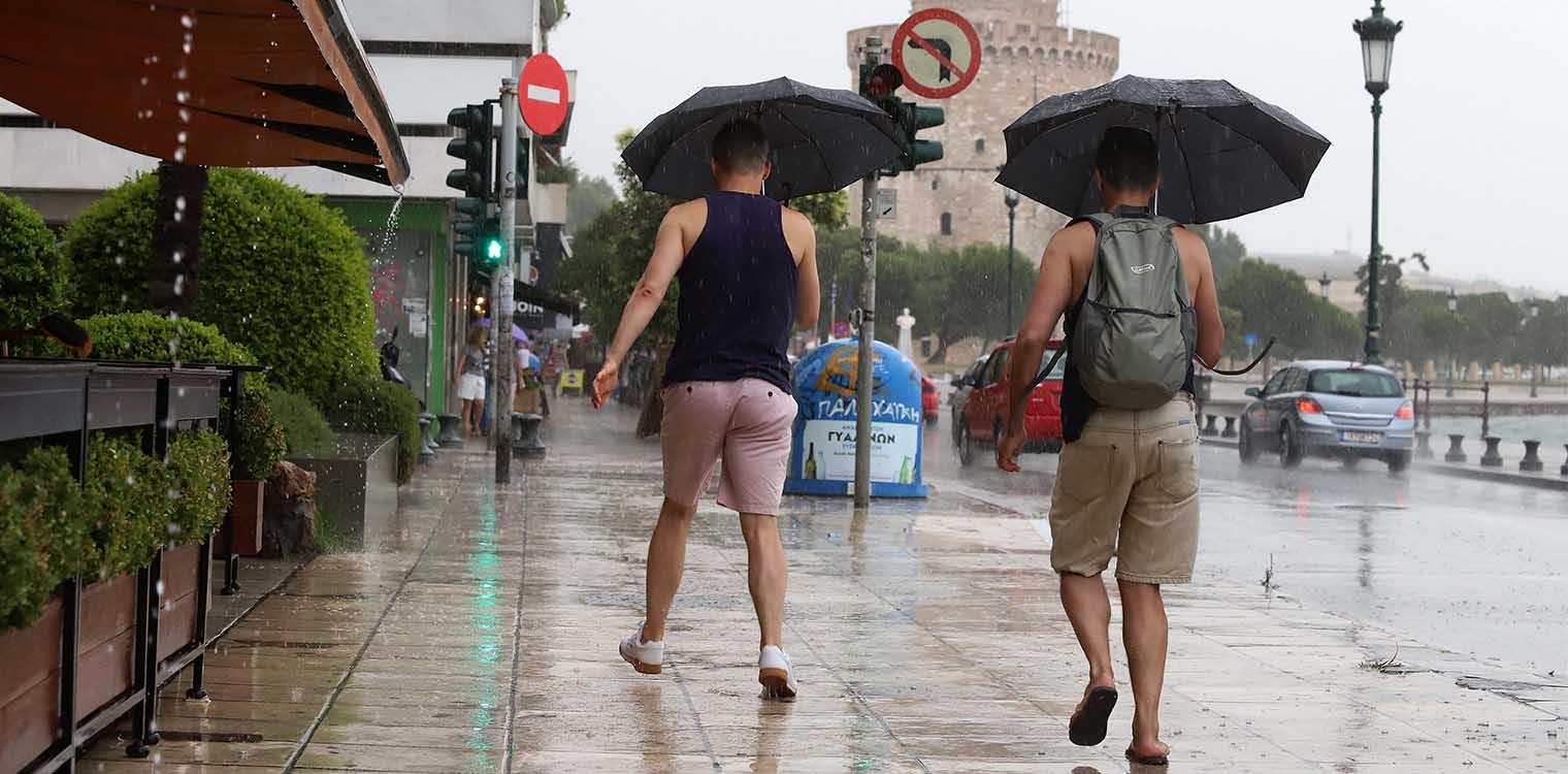 Θεσσαλονίκη: Αποκαταστάθηκαν τα προβλήματα που έφερε η κακοκαιρία «Θάλεια» - Σε επιφυλακή οι αρμόδιες αρχές