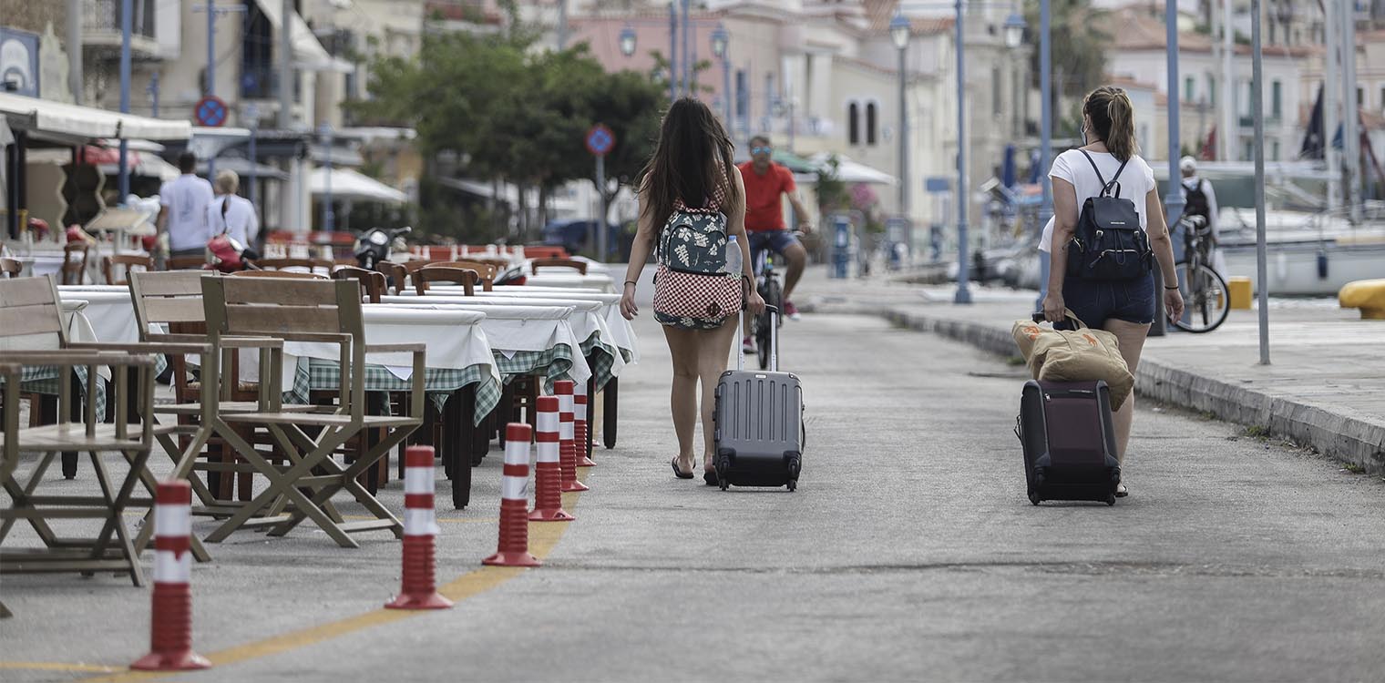 Άρση των ειδικών μέτρων στον Πόρο - Παραμένει σε καθεστώς επιτήρησης