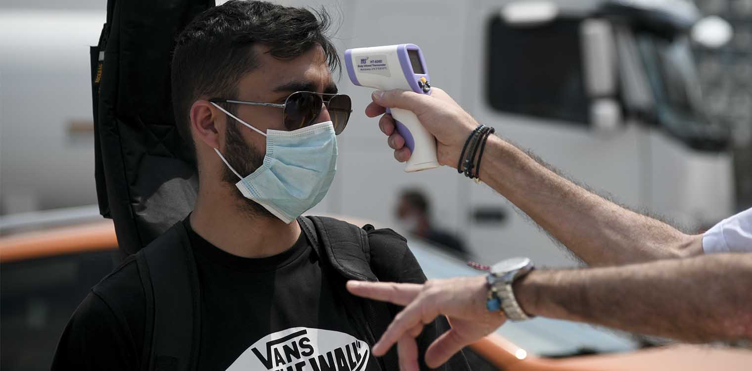 Έξοδος του Δεκαπενταύγουστου με «εναλλακτικά επόμενα μέτρα»
