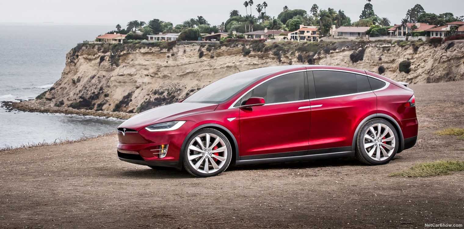 Η Tesla αναπτύσσει σύστημα αναγνώρισης παιδιών στην καμπίνα των επιβατών με στόχο να αποτρέψει τη θερμοπληξία